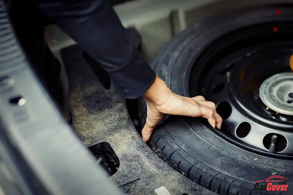 10-steps-to-change-a-spare-tire-10