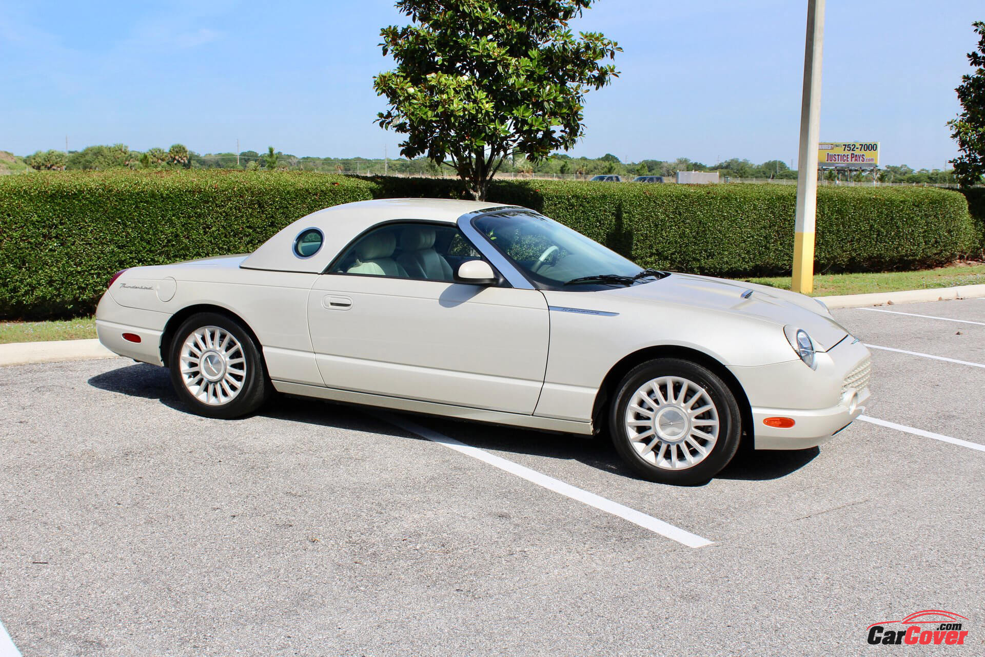 2005-ford-thunderbird-review-01