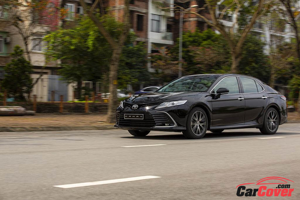 review-toyota-camry-2023-19